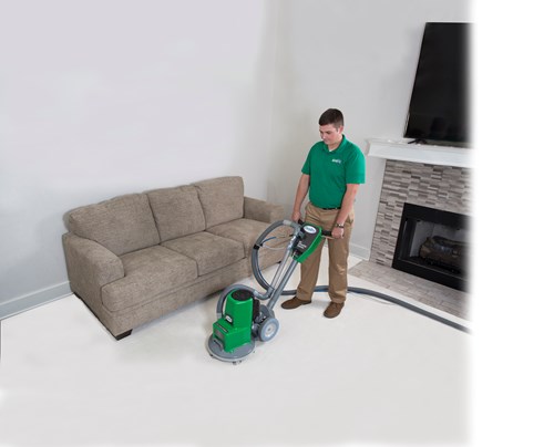 professional technician carpet cleaning in Corona CA